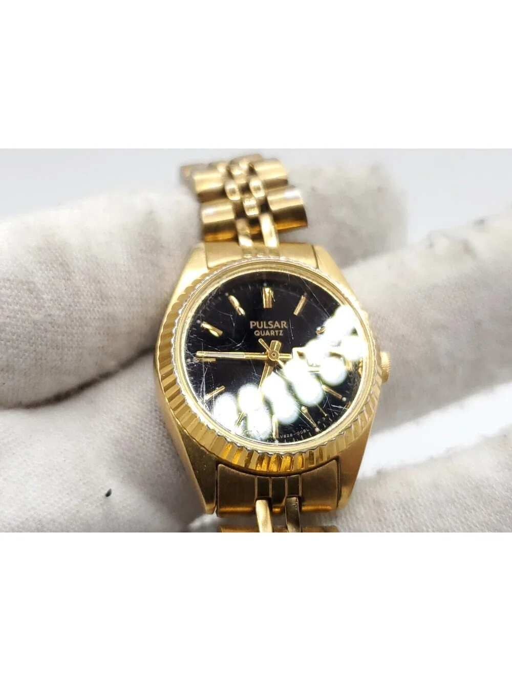 Vintage Pulsar Watch Womens New Battery Gold Tone Black Day/Date Dial 22mm